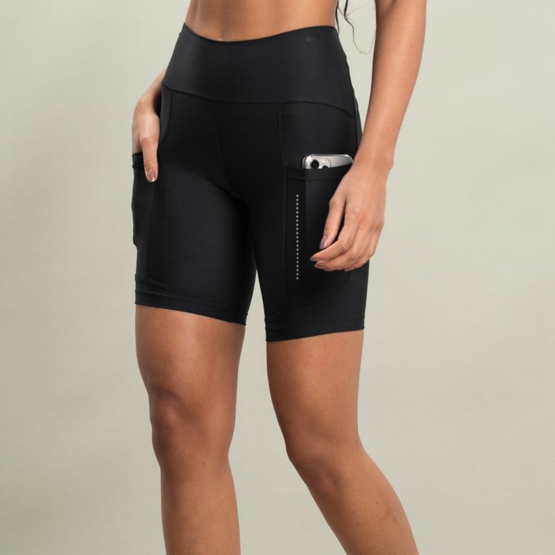 Bermuda-Feminina-Biker-Com-Bolso-Speed-Vivame-Preto-Daniela-Tombini