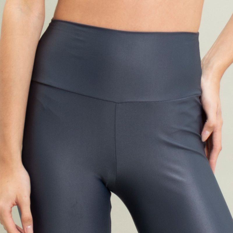 Calca-Legging-Reta-Shimmer-Cinza-Vivame-Daniela-Tombini