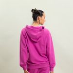 Moletom-Feminino-Com-Capuz-E-Bolso-Kelsey-Vivame-Daniela-Tombini