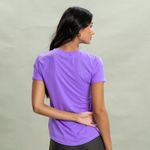 Camiseta-Feminina-Com-Abertura-Dusk-Vivame-Daniela-Tombini
