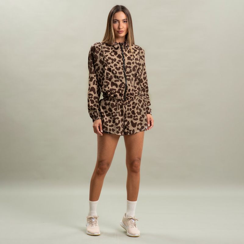 Jaqueta-Corta-Vento-Crop-Com-Capuz-Estampada-Wild-Vivame
