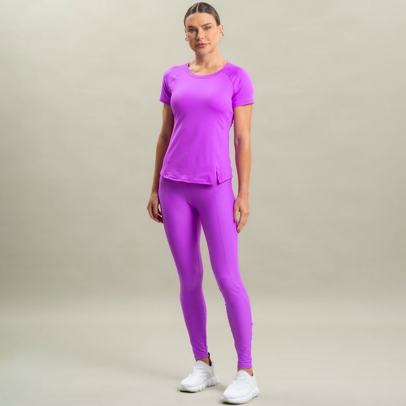 Camiseta-Feminina-Assimetrica-Embrace-Vivame