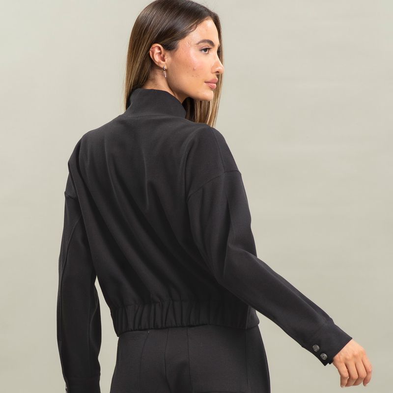 -Jaqueta-Feminina-Com-Bolso-Chloe-Vivame