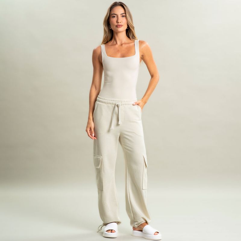 Calca-Feminina-Em-Moletom-Cargo-Com-Bolso-Harper-Vivame