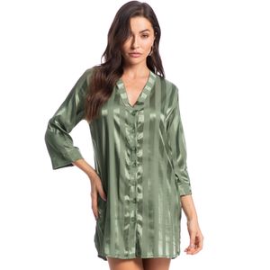 Camisão Feminino Curto Abotoado Em Cetim Lia