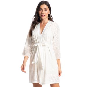 Robe Feminino Curto Em Rendão Laise