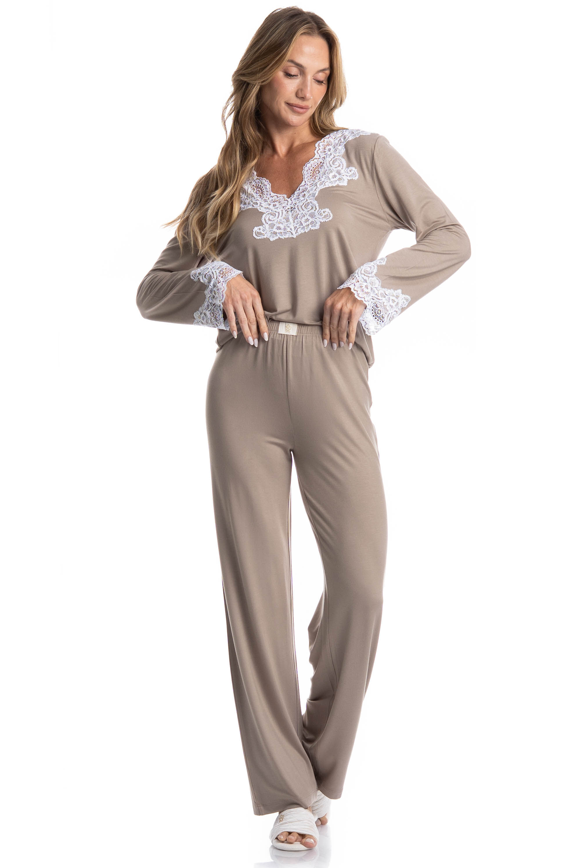 Pijama Longo Maísa Bege - Imagem 1