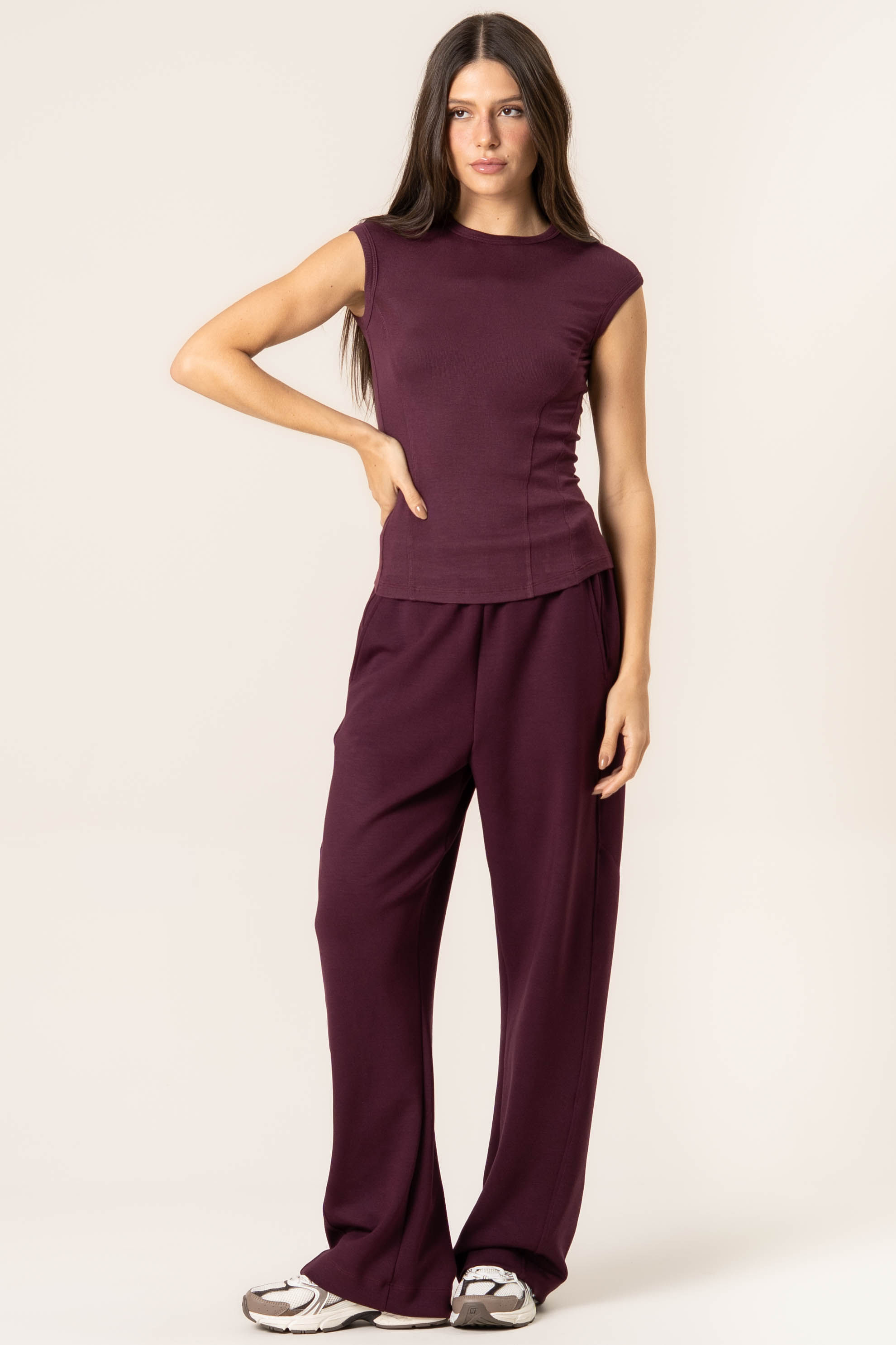 Calça Com Bolso Reta Iconic Vermelho - Imagem 1
