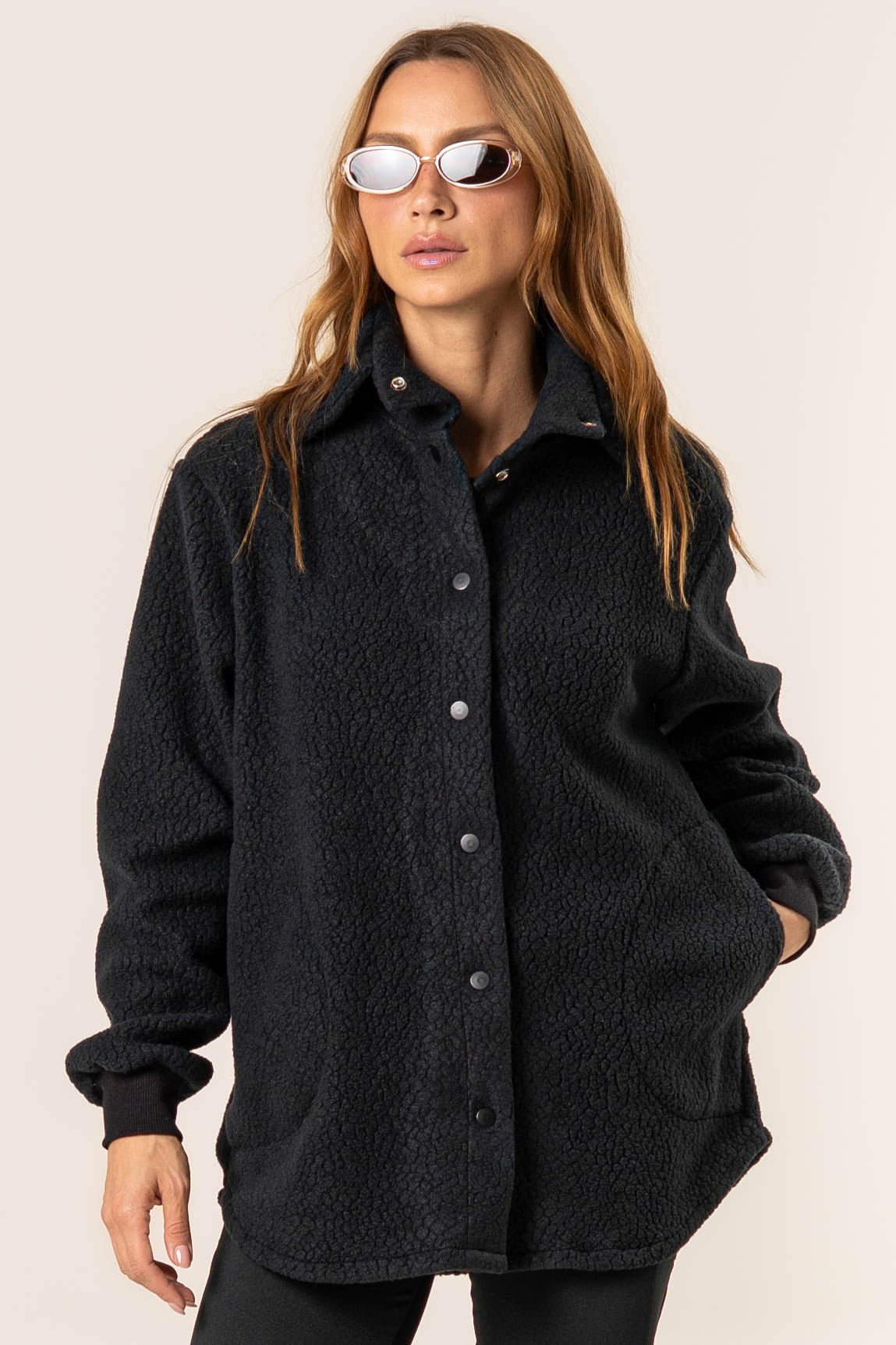 Camisa Com Gola Alta Sherpa Vivame Preto - Imagem 1