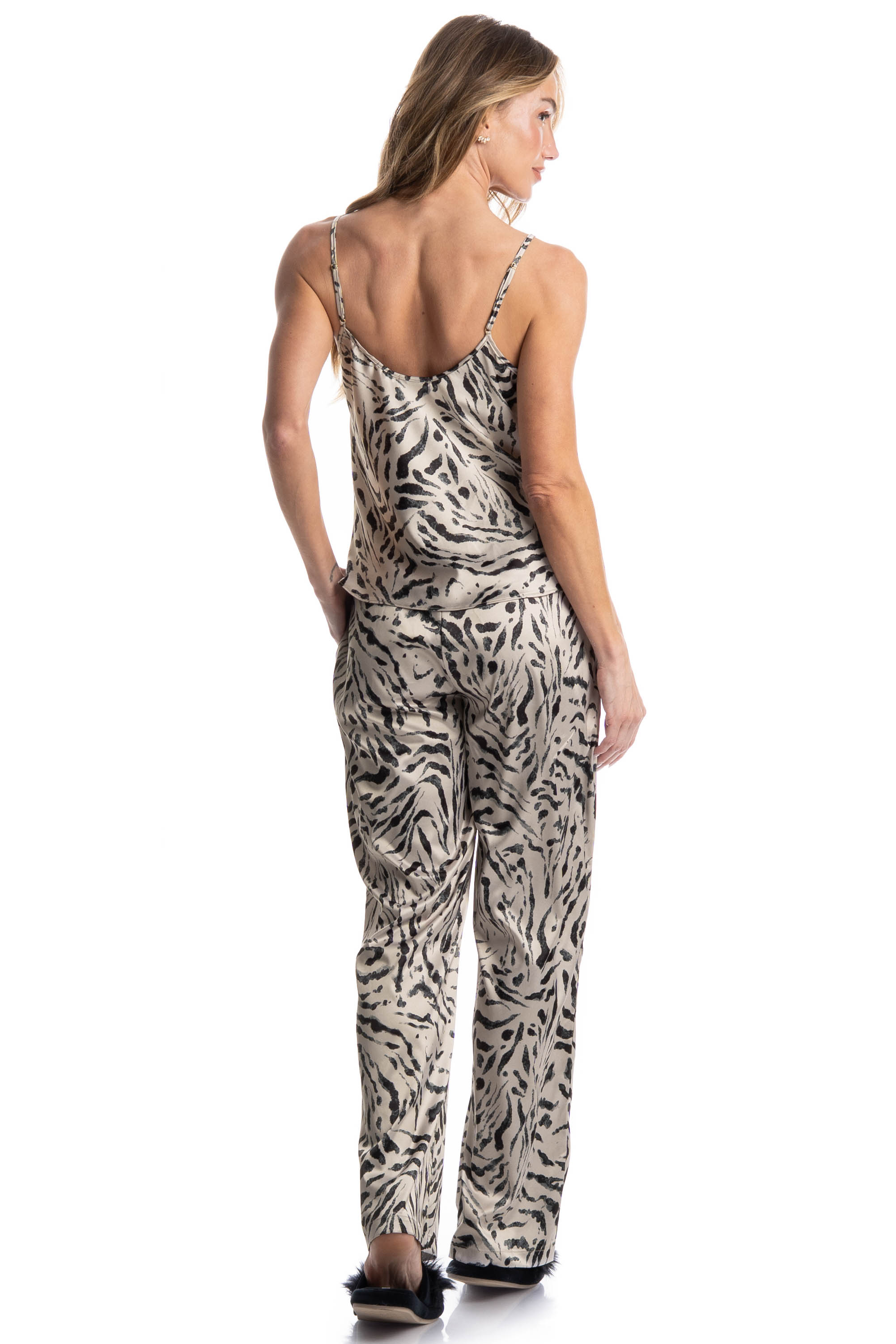 Pijama Longo Felina Preto - Imagem 2
