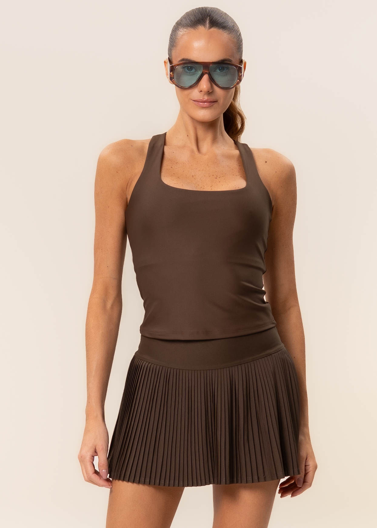 Short Saia Plissado Dark Brown Vivame Marrom - Imagem 1