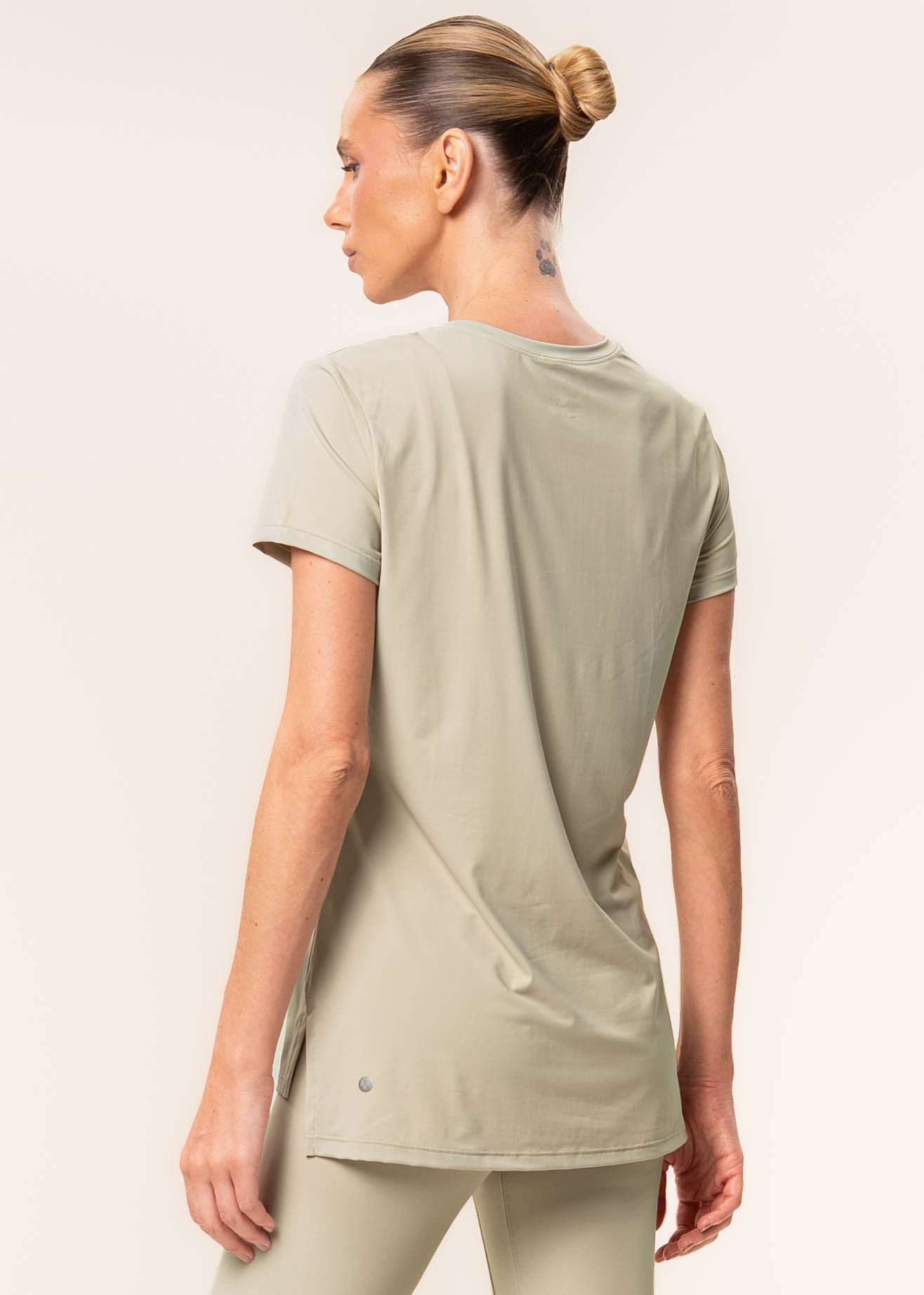 Camiseta Alongada Neutral Vivame Bege - Imagem 2