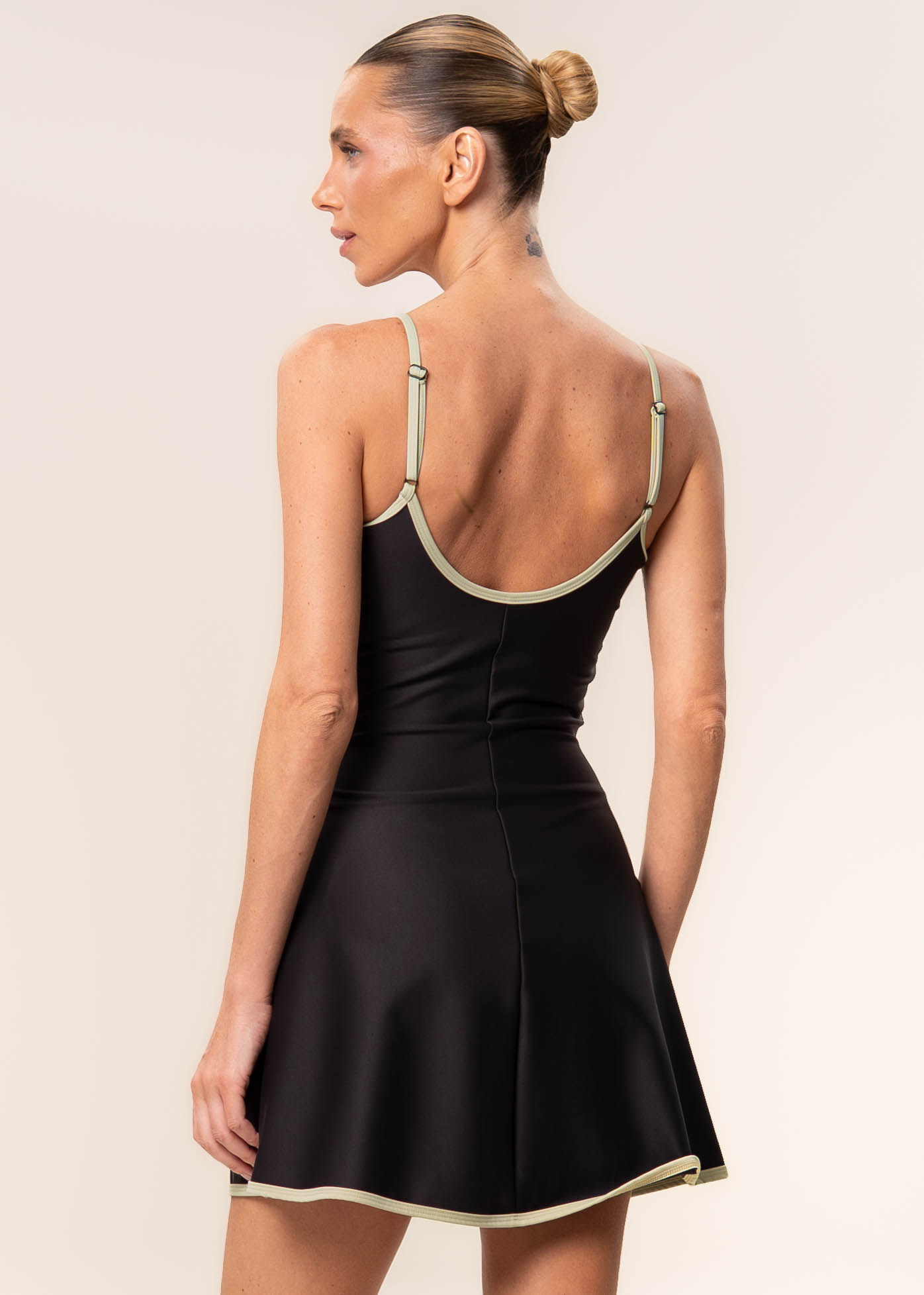 Vestido Com Shorts Curve Vivame Preto - Imagem 2