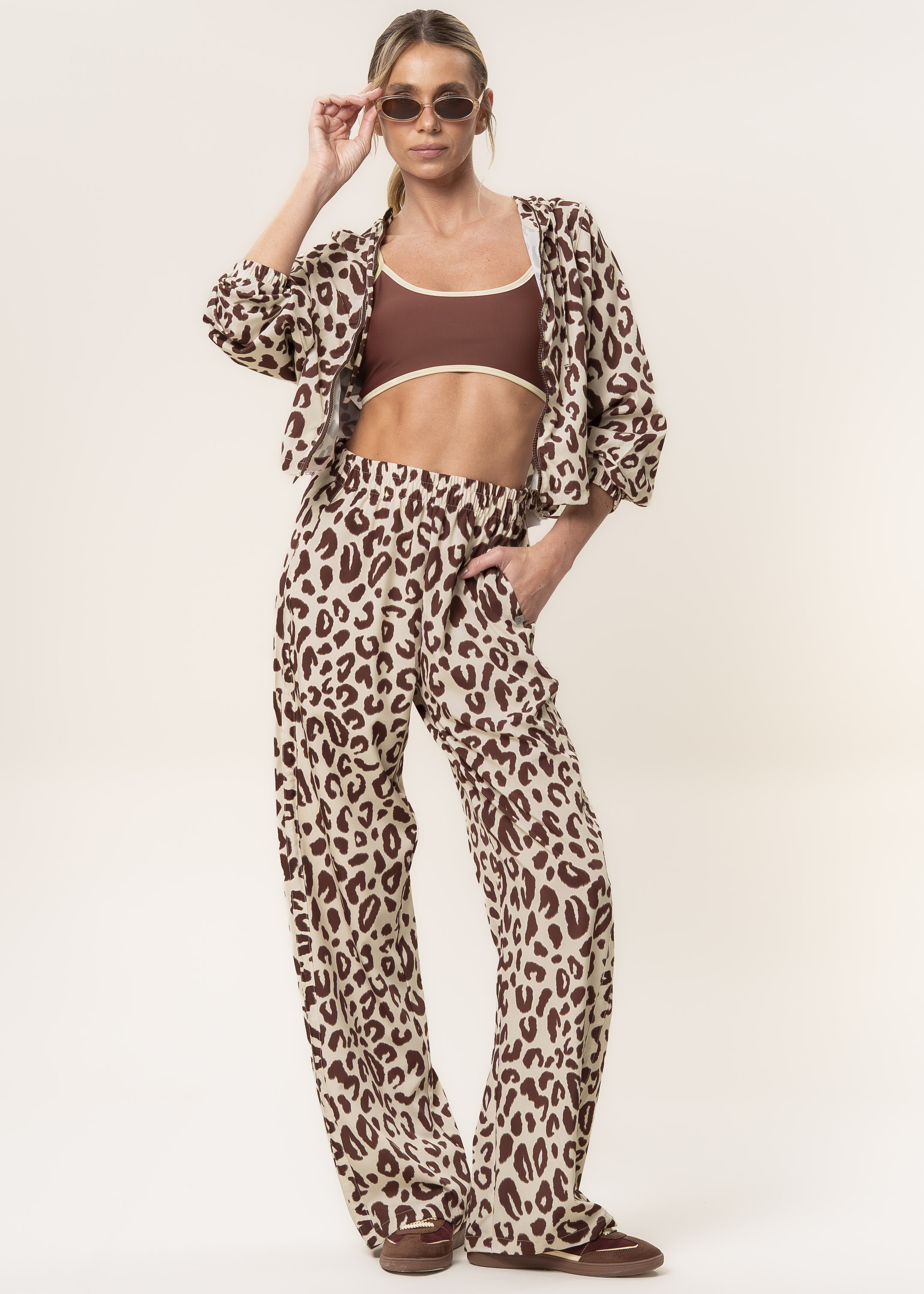 Calça Reta Com Bolsos Wild Vivame Marrom - Imagem 1