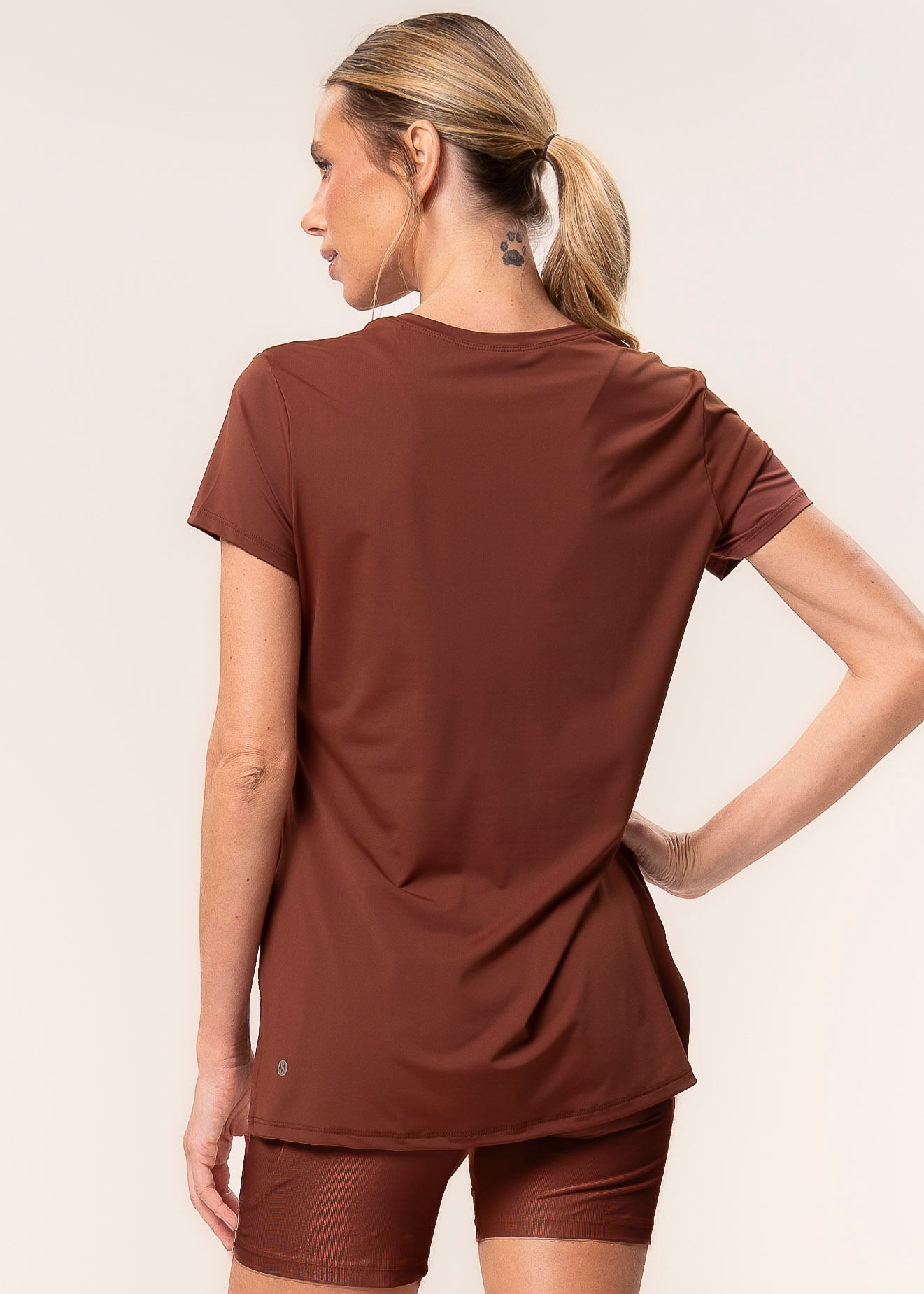 Camiseta Alongada Soft Glow Vivame Marrom - Imagem 2