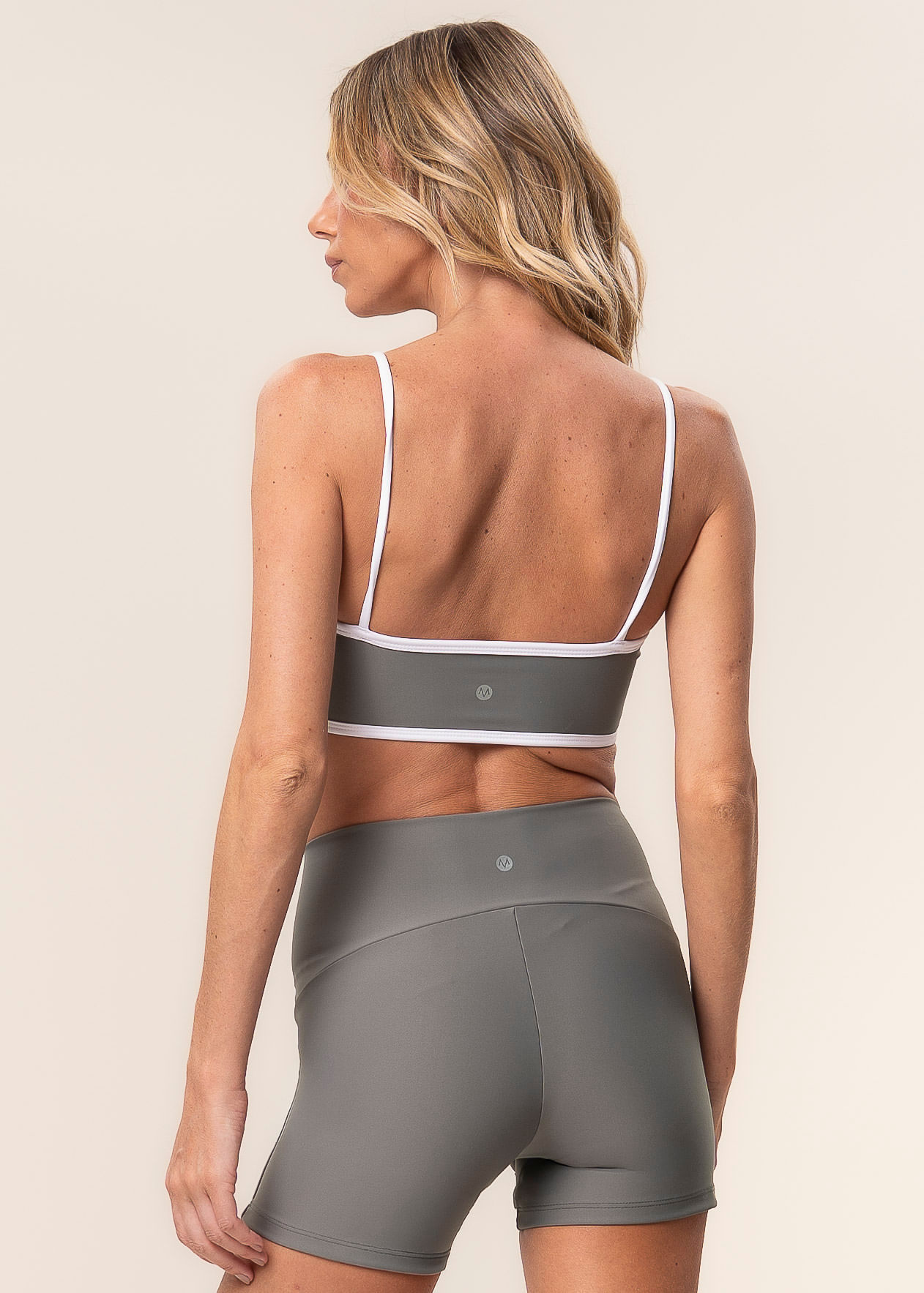 Shorts Curto Curve Invisible Slim Shape Cinza - Imagem 2